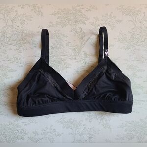 VS Bra Size Small